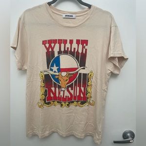 New Daydreamer Willie Nelson Texas Tee